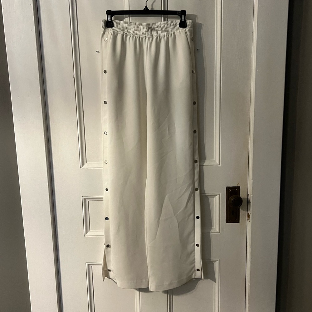 Wide leg - button down dress pants / white track pants